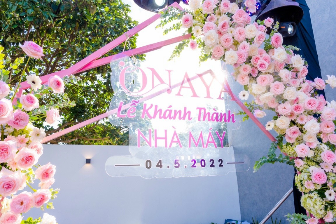Thái Dương chúc mừng khánh thành nhà máy mỹ phẩm Hoàng Thị