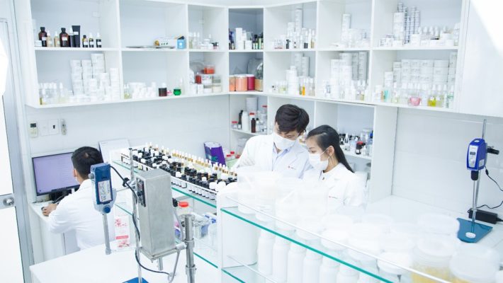 Lợi ích sản xuất mỹ phẩm trong phòng sạch đối với người tiêu dùng
