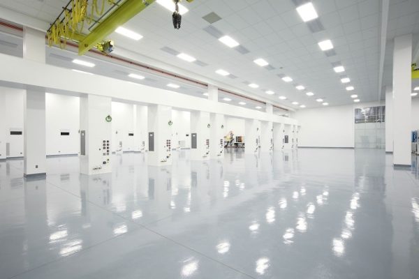 Lưu ý khi thiết kế hệ thống ánh sáng cho phòng sạch chuẩn GMP