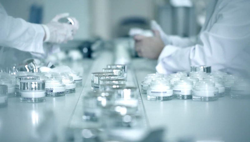 Phòng Sạch Nhà Máy Mỹ Phẩm Là Gì? Những Điều Cần Biết