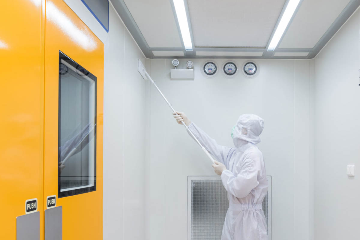 tuong phong sach duoc lam tu vat lieu min khong bam bui va de ve sinh